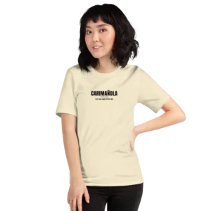 Model wearing the white carimanola tee